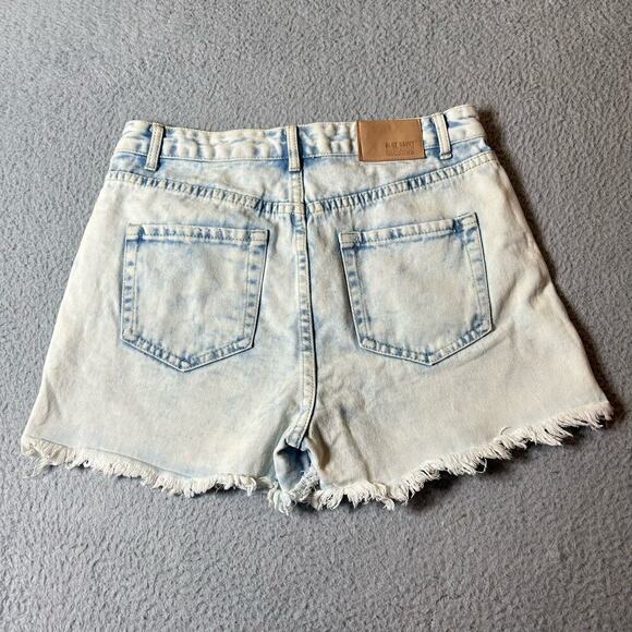 Blue Savvy Shorts Womens 7/28 Blue Distressed Light Wash Cutoff Shorts - Picture 2 of 8